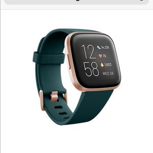 New Fitbit Versa 2 w/ box & charger